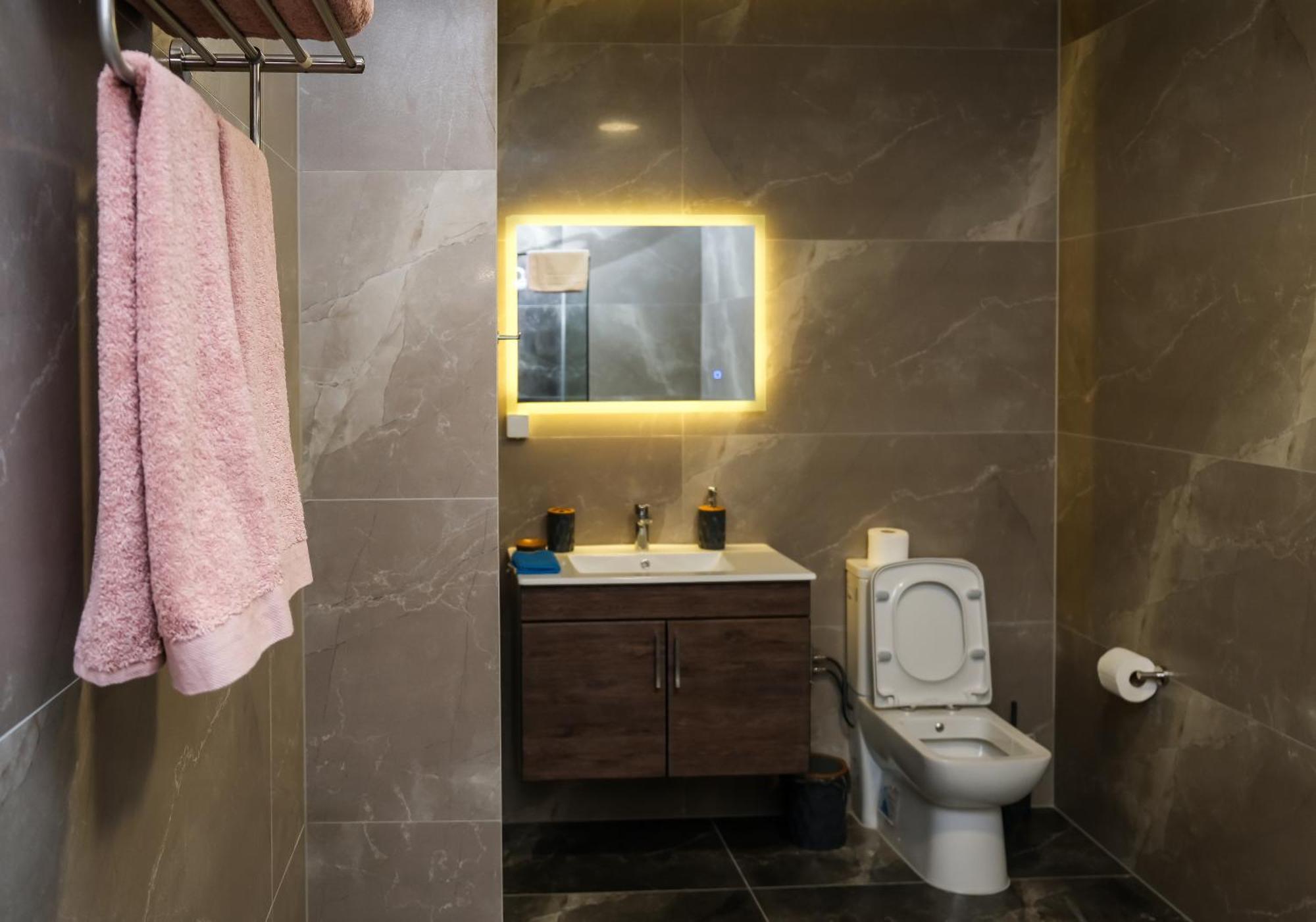 Gjakova Nest Apartments מראה חיצוני תמונה
