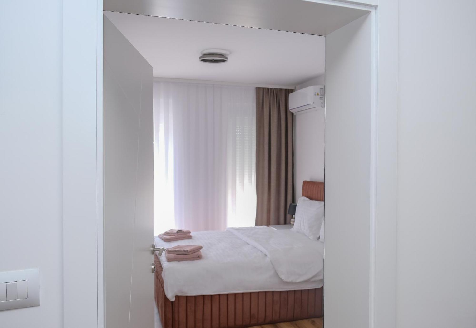 Gjakova Nest Apartments מראה חיצוני תמונה